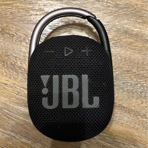 JBL Clip 4 speaker